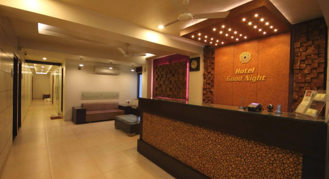 Hotel Good Night, Rezerwuj Hotel Hotele w Gujarat ze śniadaniem, Śniadanie