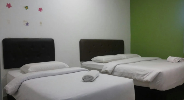 Трёхместный номер Standard Hotel Viva