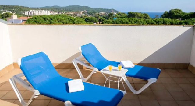 Апартаменты с 3 комнатами Hotel Ancora
