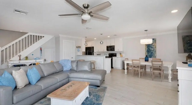 Gulfpointe by Pack and Relax