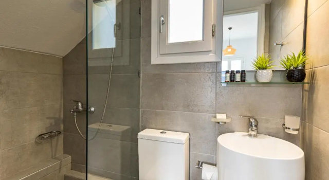 Трёхместный номер Standard с видом на море Akrotiri Hotel