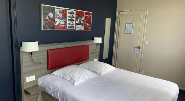 Двухместный номер Superior Hôtel-Spa-Piscine Le Petit Castel Beuzeville-Honfleur