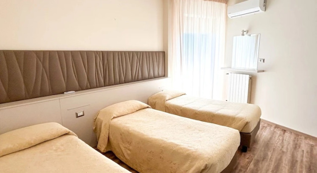 Номер Standard Hotel Riviera