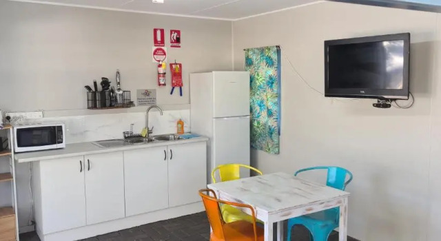 Номер Economy Golden Sands Motor Inn