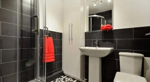 Апартаменты Midtown London Apartment