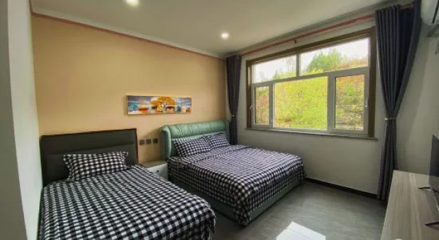 Семейный люкс Comfort c 1 комнатой Shuiyun Homestay (Taihang Water Town)