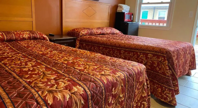 Offshore Motel