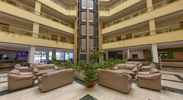 Luna Hotel