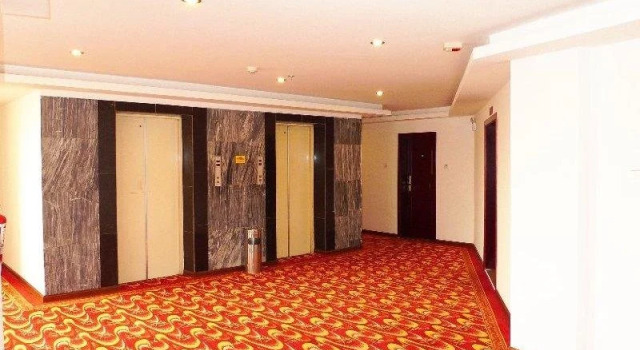 Beihai Guixin Hotel (Beihai Old Street Underwater World Branch)(北海桂新大酒店（北海老街海底世界店）)