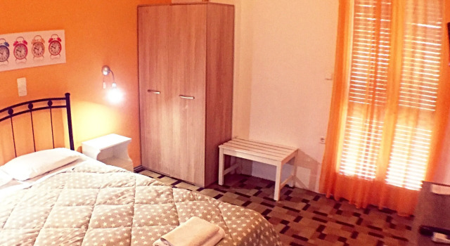 Avra Budget Beach Rooms, Забронировать Отель Беницес 
