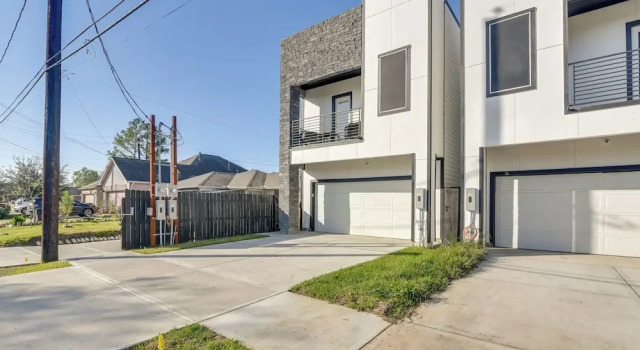 4 Mi to NRG Stadium: Luxurious Houston Townhome!, 预订 公寓 休斯顿 Texas Gulf Coast