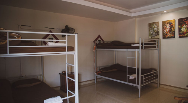 Кровать в общем номере (женский номер) Sapa Central House