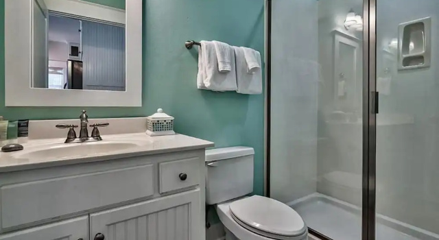 Коттедж с 3 комнатами с видом на море SHELL OF A GOOD TIME 3 Bedroom Holiday Home by Five Star Properties