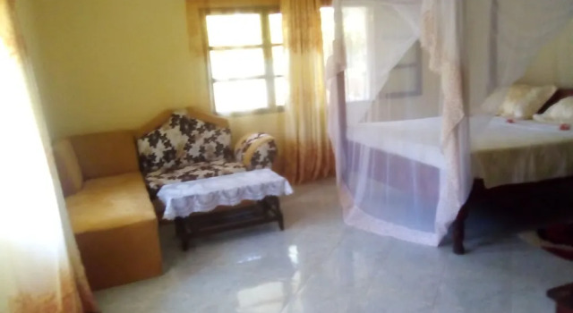 Jawanga Beach Location Villa, Book Villa Hotels in Coast Region with Parking, Parking