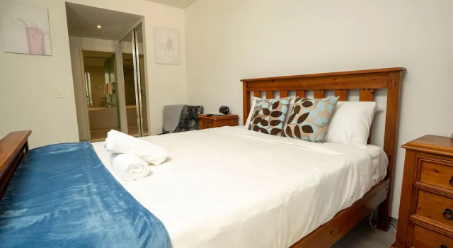 Premium 2 Bedroom Apartment, Забронировать Апартаменты/квартира Апартаменты Сиднея, рядом с Рыбный рынок Сиднея, Апартаменты/квартира