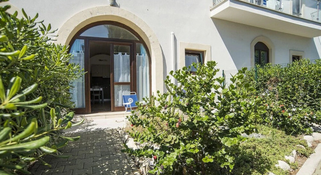 Holiday Beach Houses Nero D'Avola, Book Hotel Hotels in Sicily with a Pool, Swimming Pool
