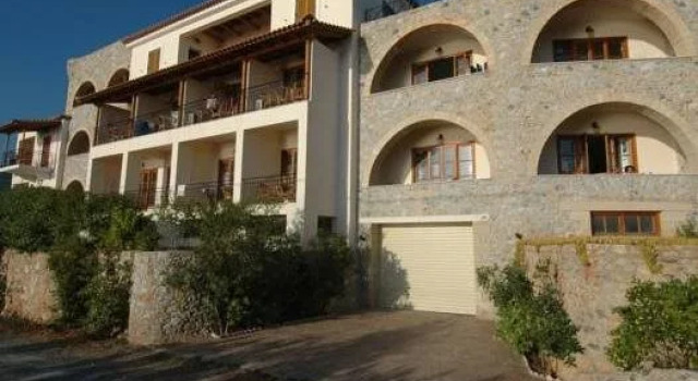 Hotel Liakoto, Book Hotel Hotels in Lakonia with Parking, Parking