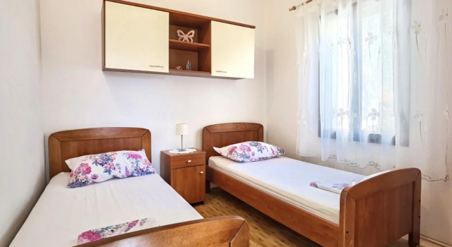 Branka - 30 m From Beach - A1 Zeleni
