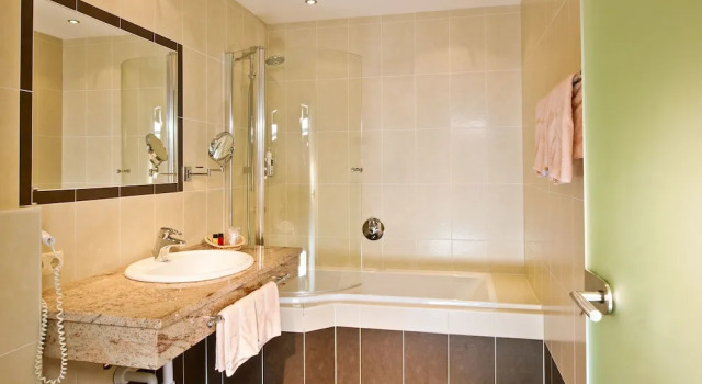 Семейный номер Standard с 2 комнатами с балконом Hotel Mathiesn