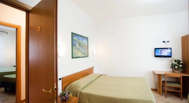 Четырёхместный номер Standard Hotel La Toscana