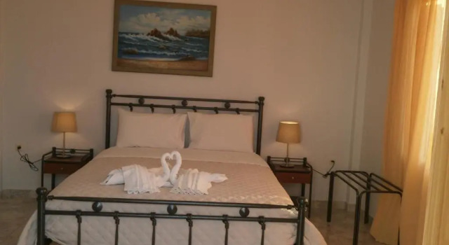 Flisvos House, Rezerwuj Apartament Megalohori 