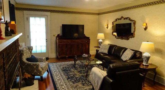Grand Colonial Bed and Breakfast, Buchen Sie Bed & Breakfast Herkimer New York State