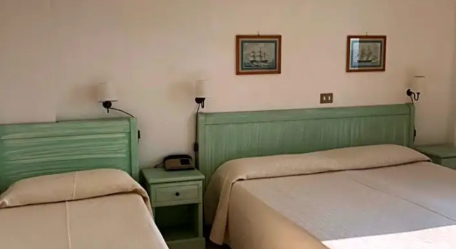 Трёхместный номер Standard Hotel Dania