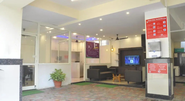 The JK Hotel - Opp Railway Station, Забронировать Отель Отели штата Махараштры с завтраком, Завтраки