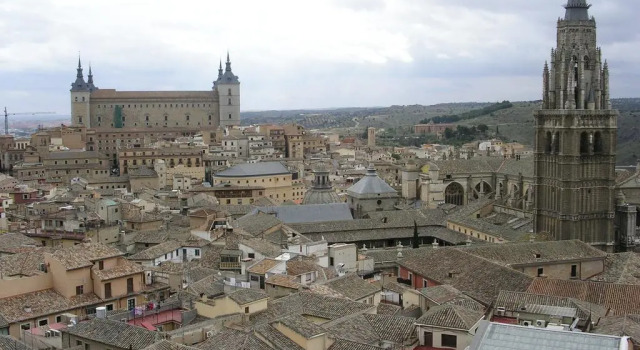 Apartamentos Turísticos Toledo, Забронировать Апартаменты/квартира Отели Толедо с парковкой, рядом с Церковь Санто-Томе, Парковка