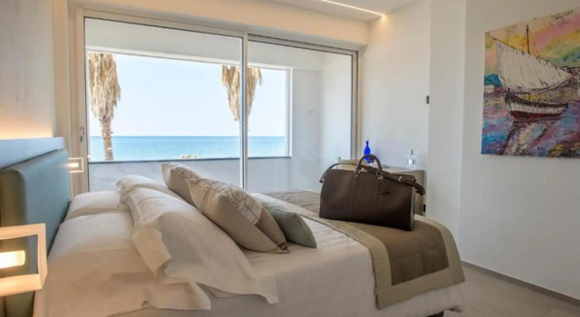VistAmare Luxury Retreat