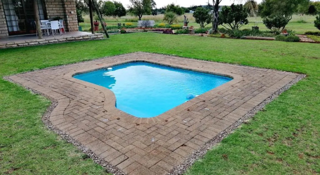 Апартаменты с 2 комнатами Safe Haven Guesthouse Bloemfontein