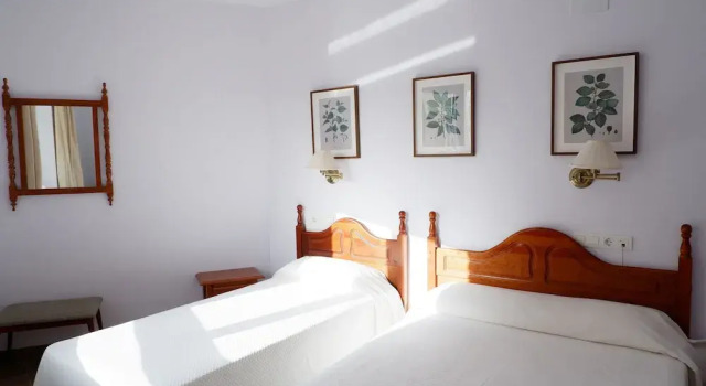 Семейные апартаменты Hotel Andalucia