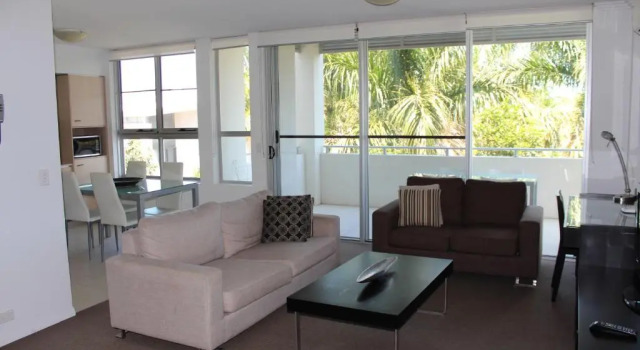 Апартаменты Standard Chancellor Lakeside Apartments