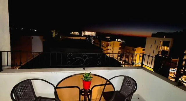 Sunset Sea View Luxury Apartment, Забронировать Апартаменты/квартира Голем Tirana County