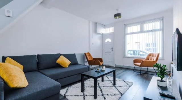 Snug Liverpool Anfield House, Entire Home with Free Wifi & Netflix, Prenota Hotel Anfield Liverpool