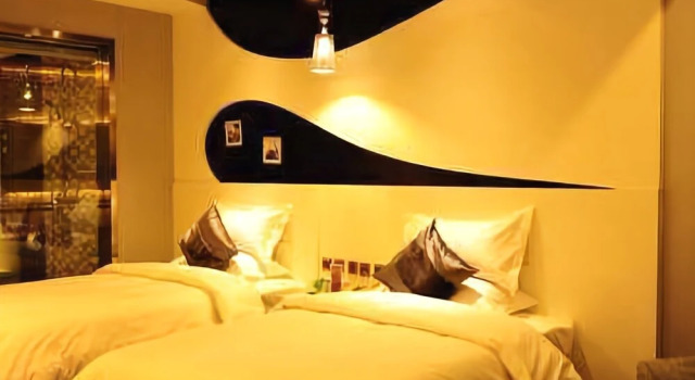 Zhongyue Shuijing Hotel, Buchen Sie Hotel Yangquan Shanxi
