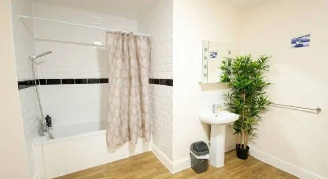 The Broadmead Forest - Spacious City Centre 3bdr Apartment, Забронировать Апартаменты/квартира Отели Бристоля с парковкой, рядом с We The Curious, Парковка