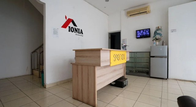 Ionia Homestay by OYO Rooms, Boek Hotel Palembang Sumatra