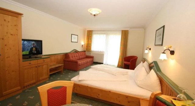 Alpenhotel Neuwirt, Book Hotel Hotels in Obere Klaus with Parking, Parking