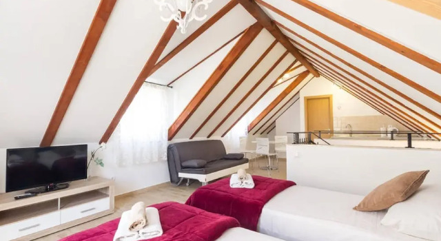 Студия Comfort Peruzovic Rooms 1