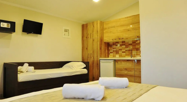 Sunday Summer Resort, Buchen Sie Resort Gerakini 