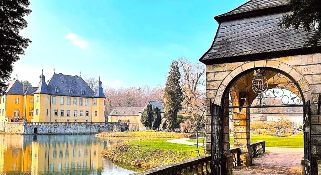 Cozy holiday apartment on a farm in North Rhine-Westphalia, Забронировать Апартаменты/квартира Йюхен Северный Рейн-Вестфалия