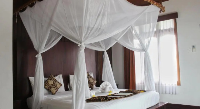 Двухместный номер Deluxe с балконом Saren Indah Hotel