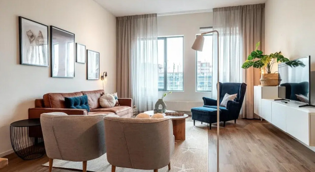 Beautiful Apartment With Harbour Views