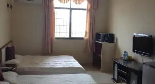 Blue Sky Hotel, Забронировать Отель Пласенсиа Пласенсия