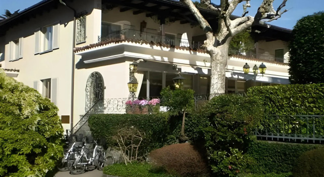 Hotel Ascovilla Charming Hideway, Забронировать Отель Аскона Locarno Ascona Losone, рядом с Golfclub Patriziale Ascona