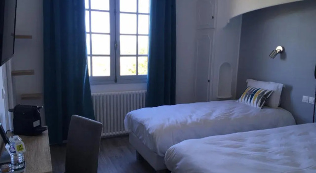 Семейный номер Standard Logis Hôtel le Relais du Bas Limousin