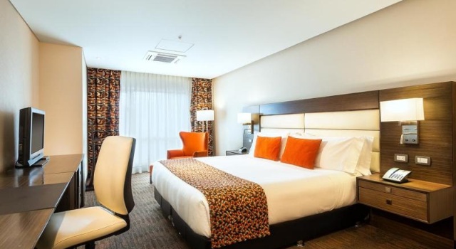Четырёхместный семейный номер Standard Casa Dann Carlton Hotel & SPA