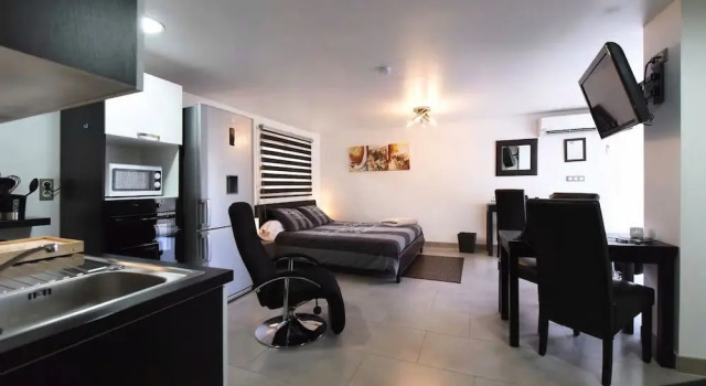 Studio Castelnau Montpellier, Rezerwuj Hotel Hotele w Montpellier ze śniadaniem, Śniadanie