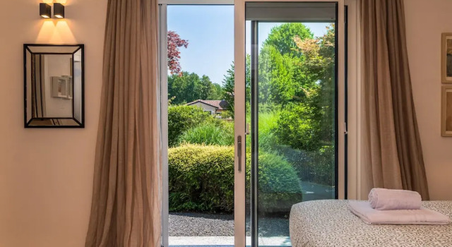Luxury Golf Villa II, Buchen Sie Villa Cottages in Bogogno, Cottage